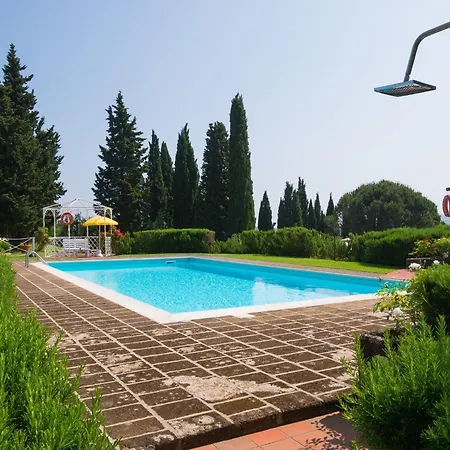 Romantic With Terrace And Shared Pool Casa vacanze Montaione