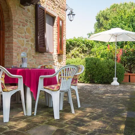Romantic With Terrace And Shared Pool * مونتايون