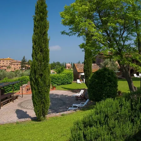 Casa vacanze Romantic With Terrace And Shared Pool