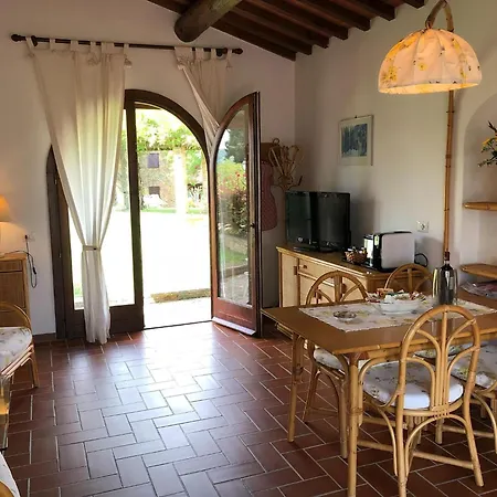 Romantic With Terrace And Shared Pool Casa vacanze *